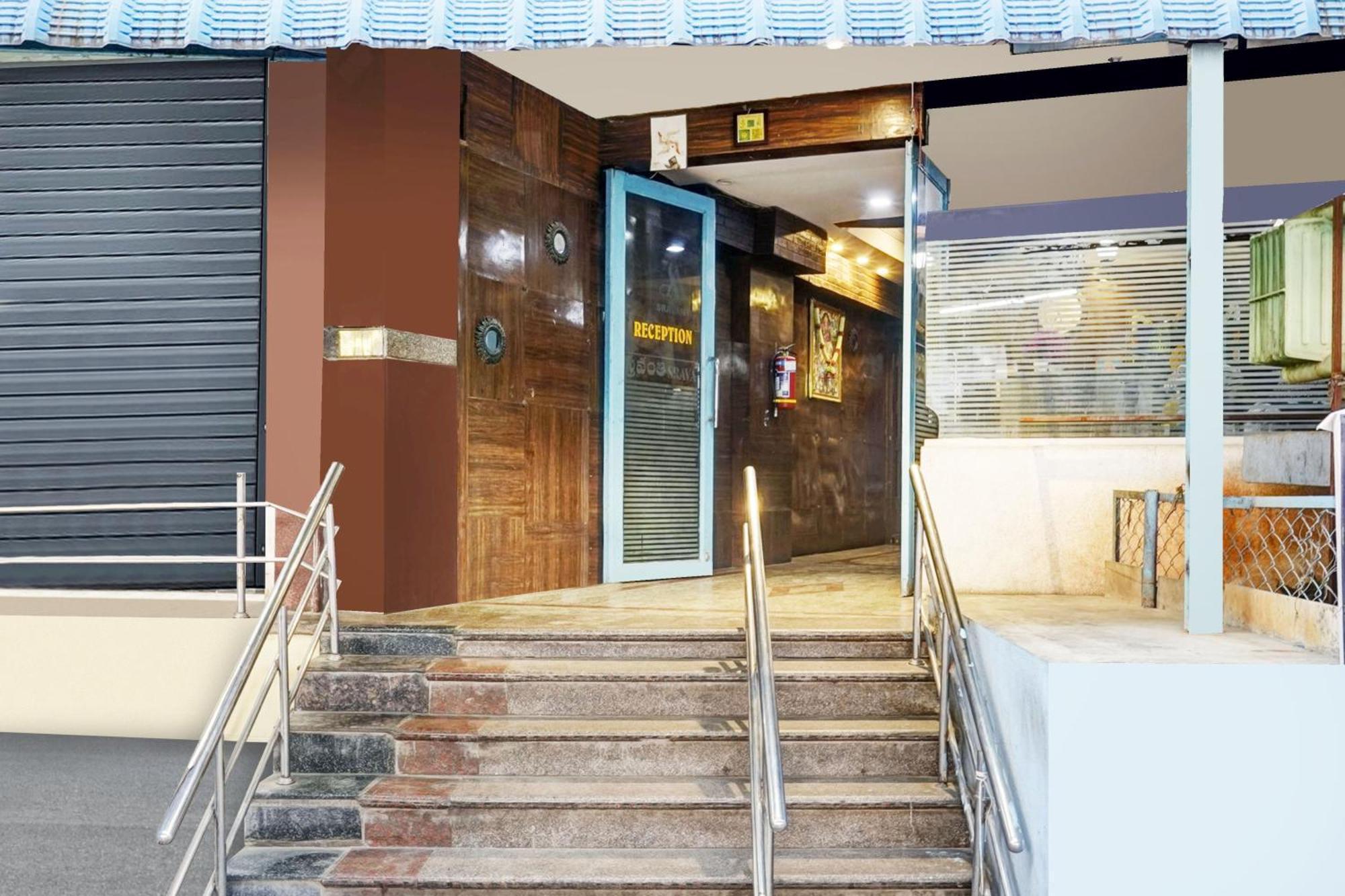 Super Hotel O Padmavathi Puram Near Railway Station Tirupati Exterior foto